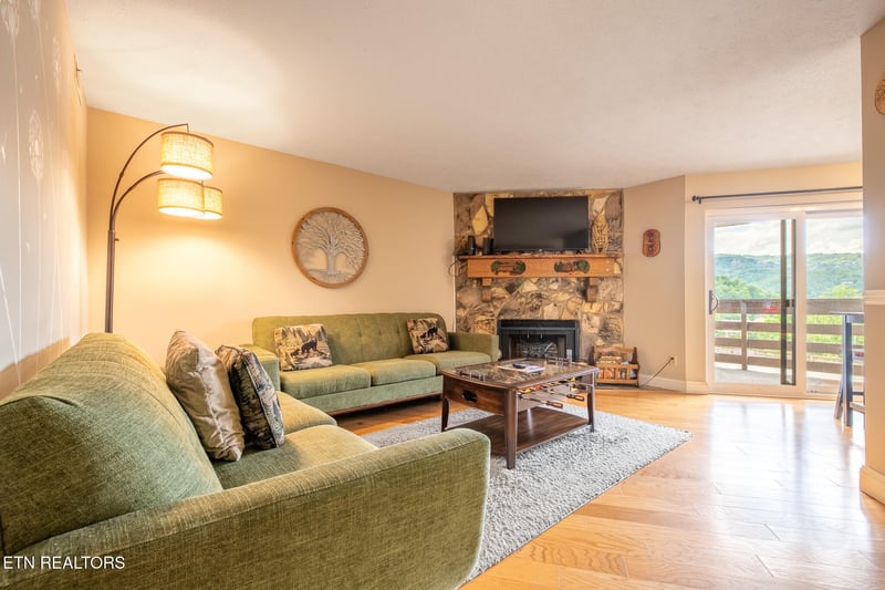 616 Turkey Nest Rd #206, Gatlinburg, TN 37738