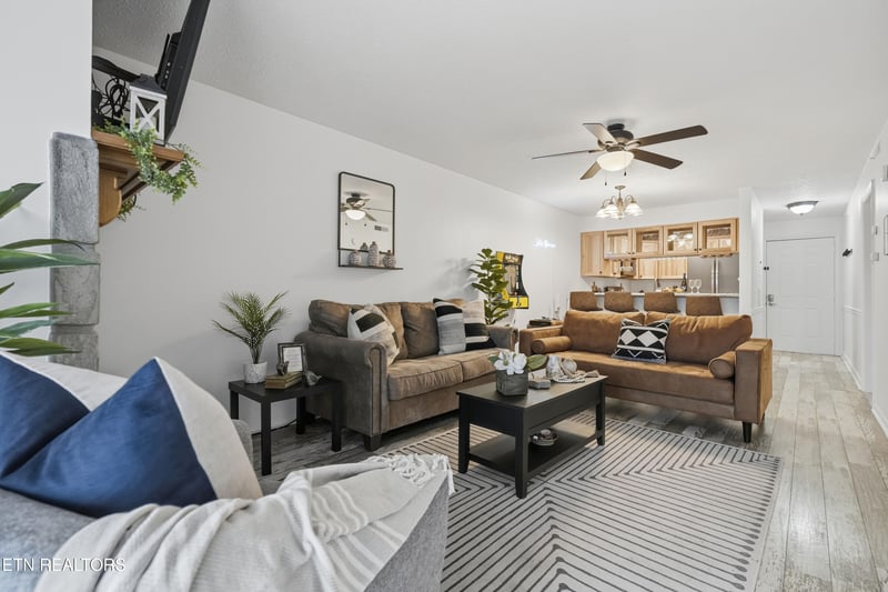 616 Turkey Nest Rd #APT 209, Gatlinburg, TN 37738