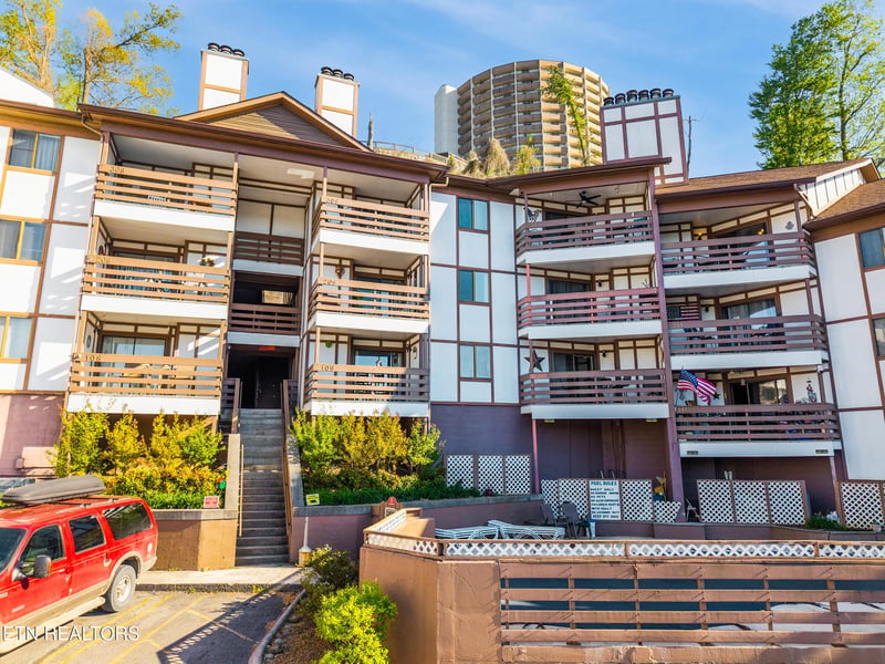 616 Turkey Nest Rd #APT 311, Gatlinburg, TN 37738