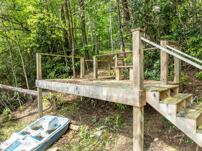6163 Sandy Stand Rd, Tallassee, TN 37878