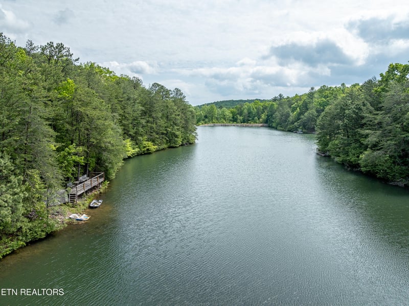 6163 Sandy Stand Rd, Tallassee, TN 37878