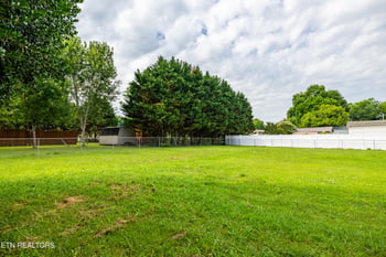 617 Dotson Memorial Rd, Maryville, TN 37801