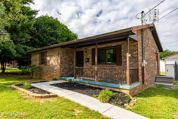 617 Dotson Memorial Rd, Maryville, TN 37801