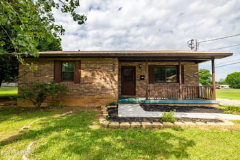 617 Dotson Memorial Rd, Maryville, TN 37801