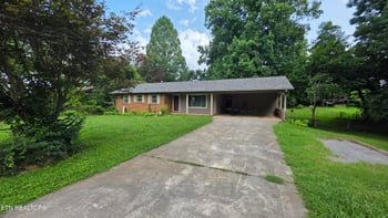 617 Greenwich Dr, Maryville, TN 37803