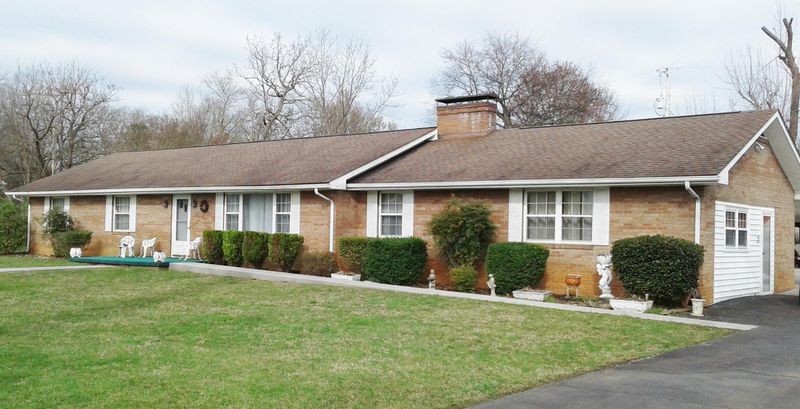 617 Hayes St, Alcoa, TN 37701