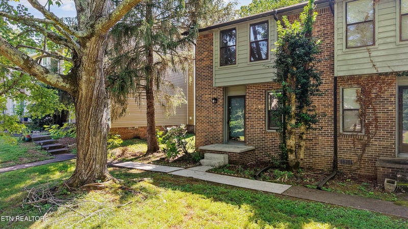 617 Idlewood Ln #D, Knoxville, TN 37923