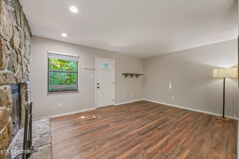 617 Idlewood Ln #D, Knoxville, TN 37923