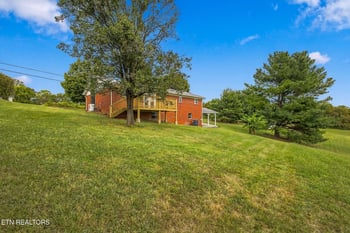 6172 Beacon Light Rd, Whitesburg, TN 37891