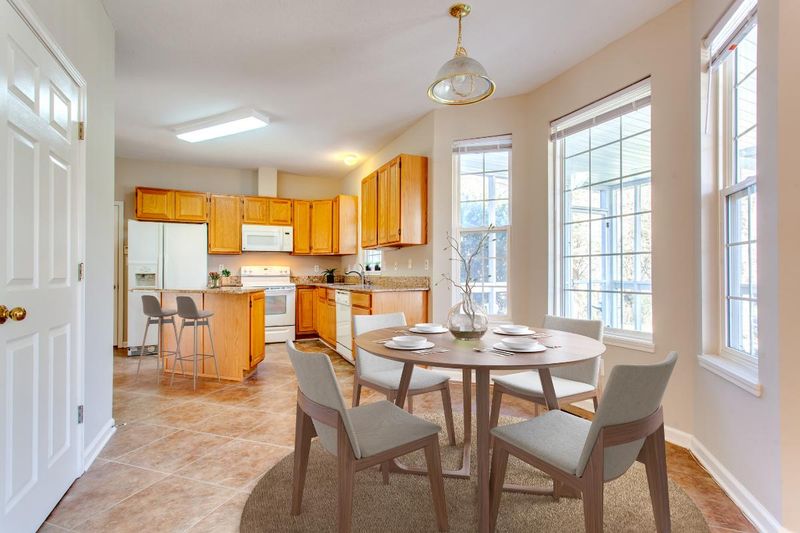 618 Blue Herron Rd, Knoxville, TN 37934