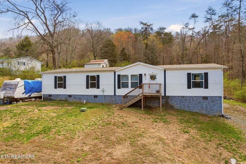618 E Brushy Valley Dr, Powell, TN 37849