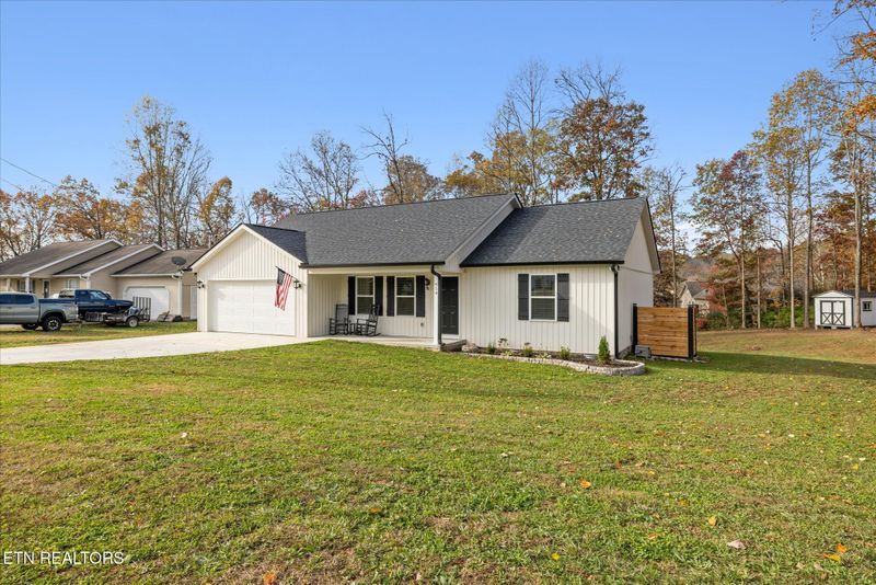 619 Emerald Ave, Seymour, TN 37865