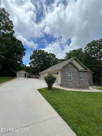 62 Cardinal Loop, Crossville, TN 38555