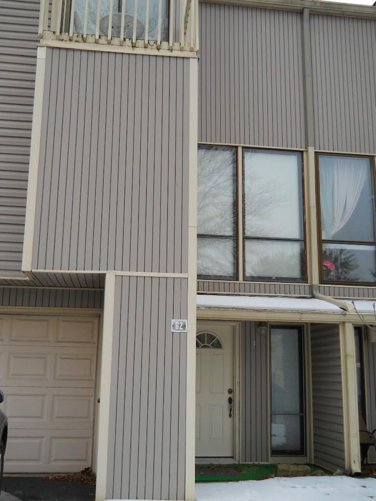 62 Valley Forge Dr, Oak Ridge, TN 37830