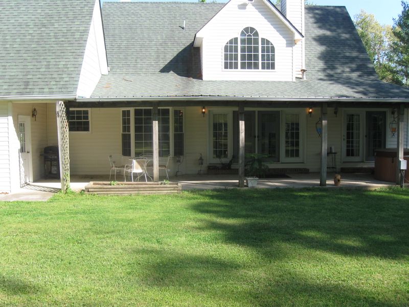 620 Boles Road Rd, Robbins, TN 37852