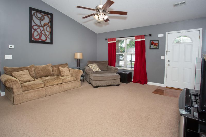 620 Drakewood Rd, Knoxville, TN 37924