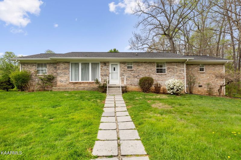 620 Fox Dr, Morristown, TN 37814