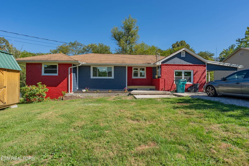 620 Hillcrest Dr, Crossville, TN 38555