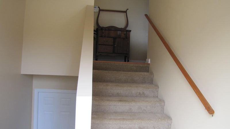 620 Hollow Dr, Strawberry Plains, TN 37871