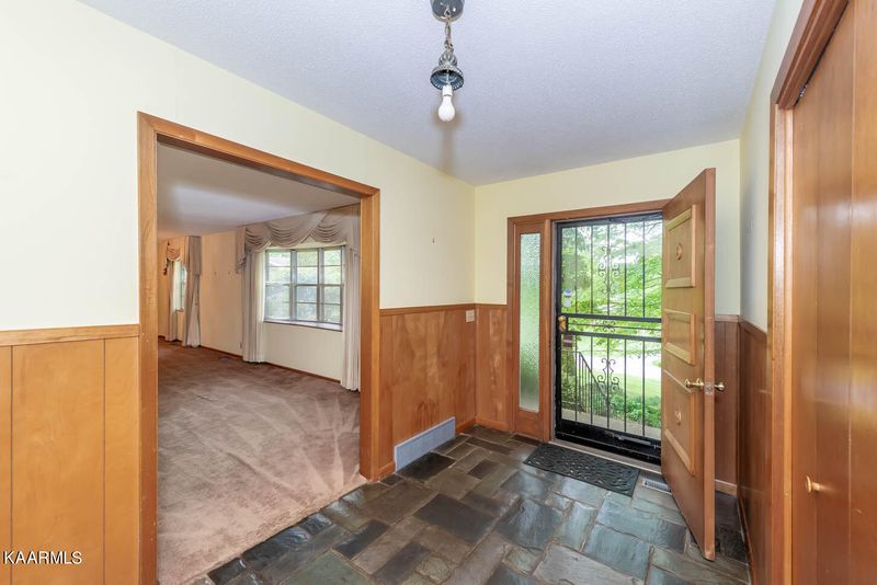 6205 Apache Tr, Knoxville, TN 37920