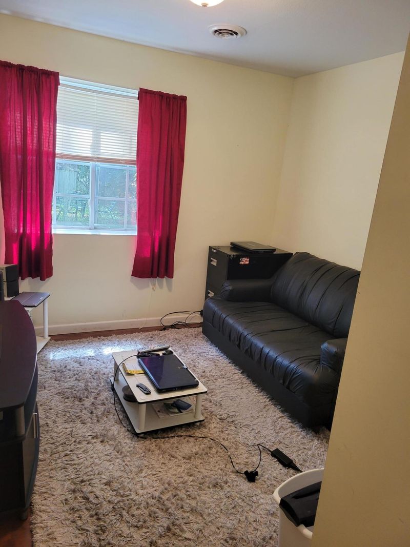 6205 Ridgeview Rd, Knoxville, TN 37918