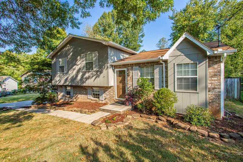6205 Silverbell Cir, Knoxville, TN 37921