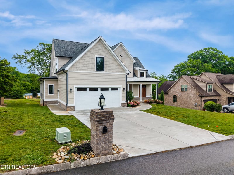 6208 Mont Richer Ave, Knoxville, TN 37918