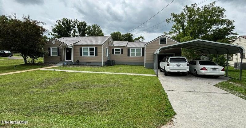 6209 Thomas Rd, Knoxville, TN 37920