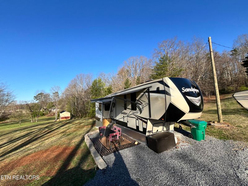 621 Ogalla Dr, Seymour, TN 37865
