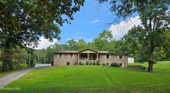 6214 Keck Rd, Knoxville, TN 37912