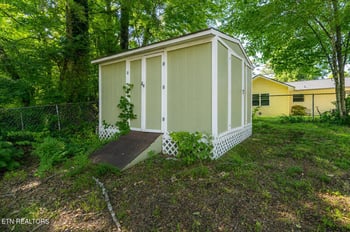6217 Starhurst Dr, Knoxville, TN 37921