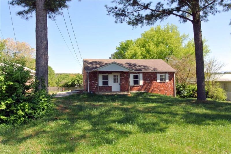 622 Eagleton Rd, Maryville, TN 37804