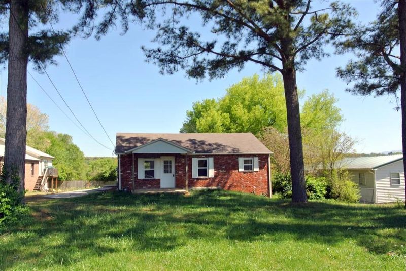622 Eagleton Rd, Maryville, TN 37804