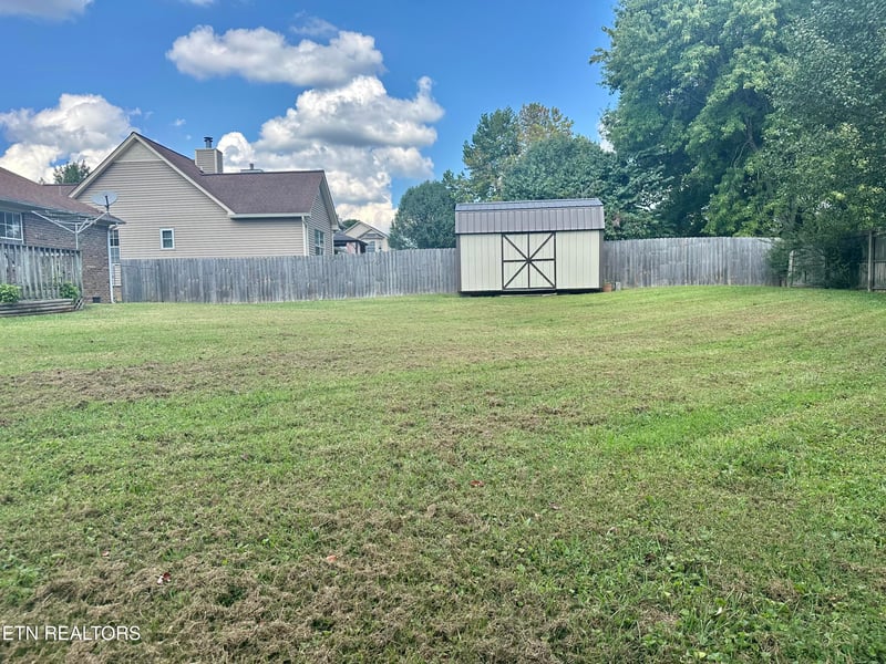 622 Whitesburg Dr, Knoxville, TN 37918