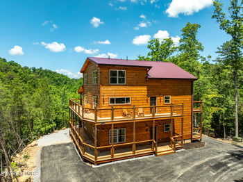 623 Dutch Way, Pigeon Forge, TN 37863