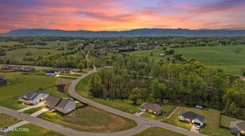 623 Farm Of The Smokies Way, Maryville, TN 37804
