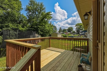 623 Hendrickson St, Clinton, TN 37716