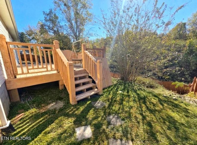 6236 Hugh Willis Rd, Powell, TN 37849
