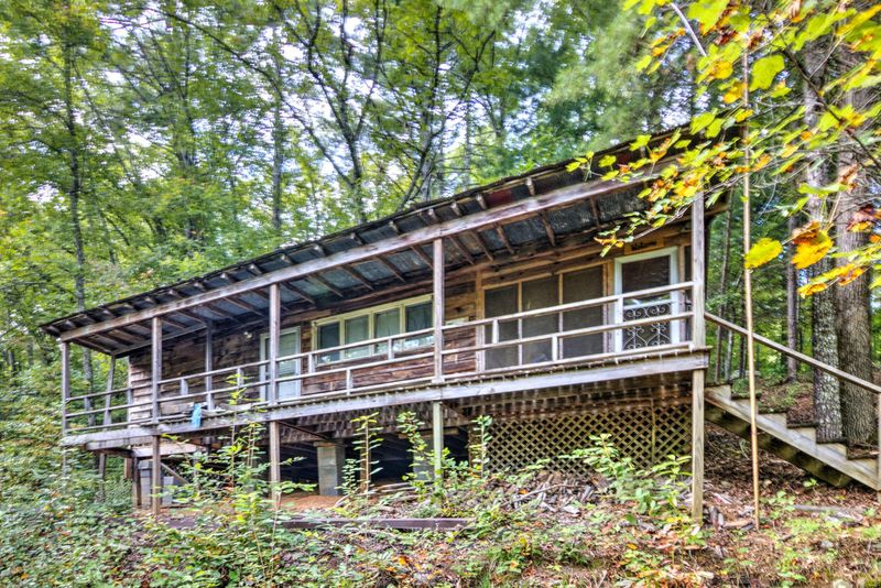 6238 Happy Valley Loop, Tallassee, TN 37878