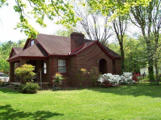 624 Kimberlin Hts, Knoxville, TN 37920