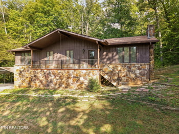 624 Starlite Ln, Knoxville, TN 37920