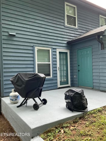 625 Idlewood Ln, Knoxville, TN 37923
