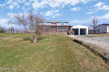 625 Mccartt St, Wartburg, TN 37887