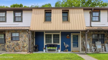 625 S Asbury Dr #APT 11, Pigeon Forge, TN 37863
