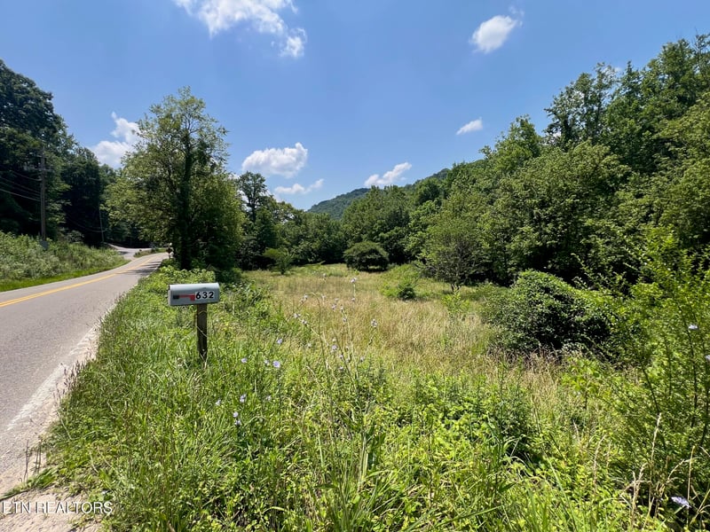 626-632 Briceville Hwy, Rocky Top, TN 37769
