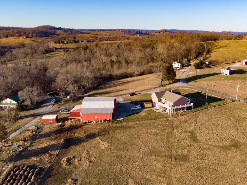626 Cockrum Rd, Rutledge, TN 37861