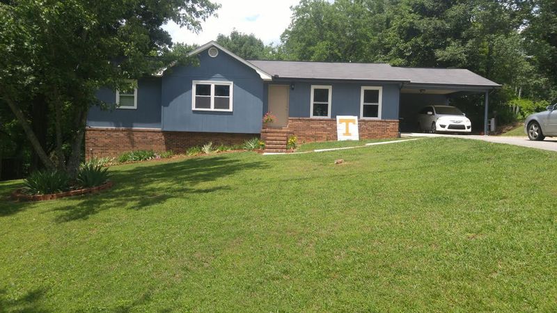 626 Skyline View Dr, Harriman, TN 37748