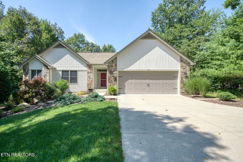 626 Westchester Dr, Crossville, TN 38558