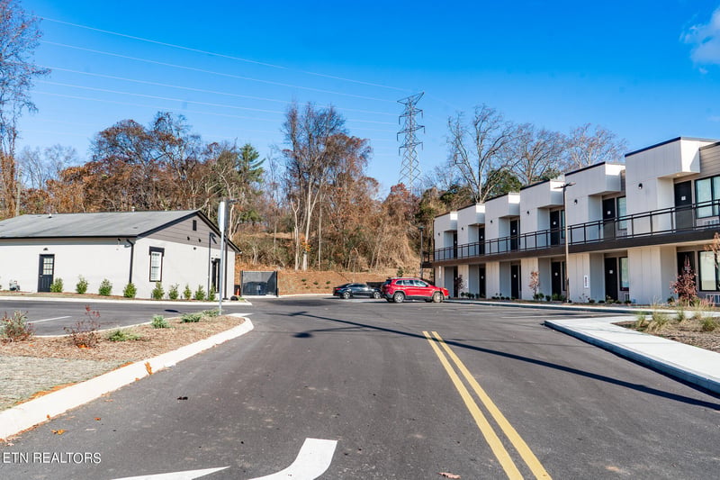 6262 Clinton Hwy, Knoxville, TN 37912