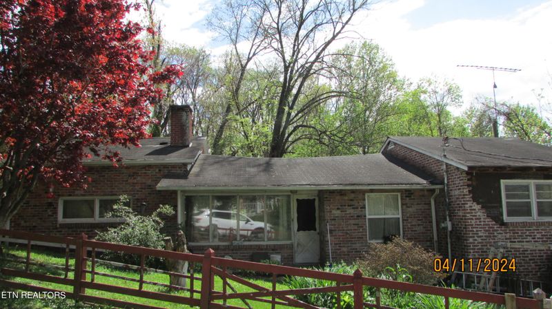 627 - 625 E Evans St, Rockwood, TN 37854